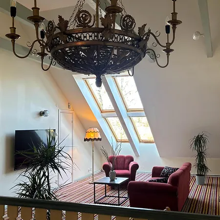 Manor Boutique & Restaurant فندق