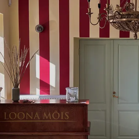 Manor Boutique & Restaurant